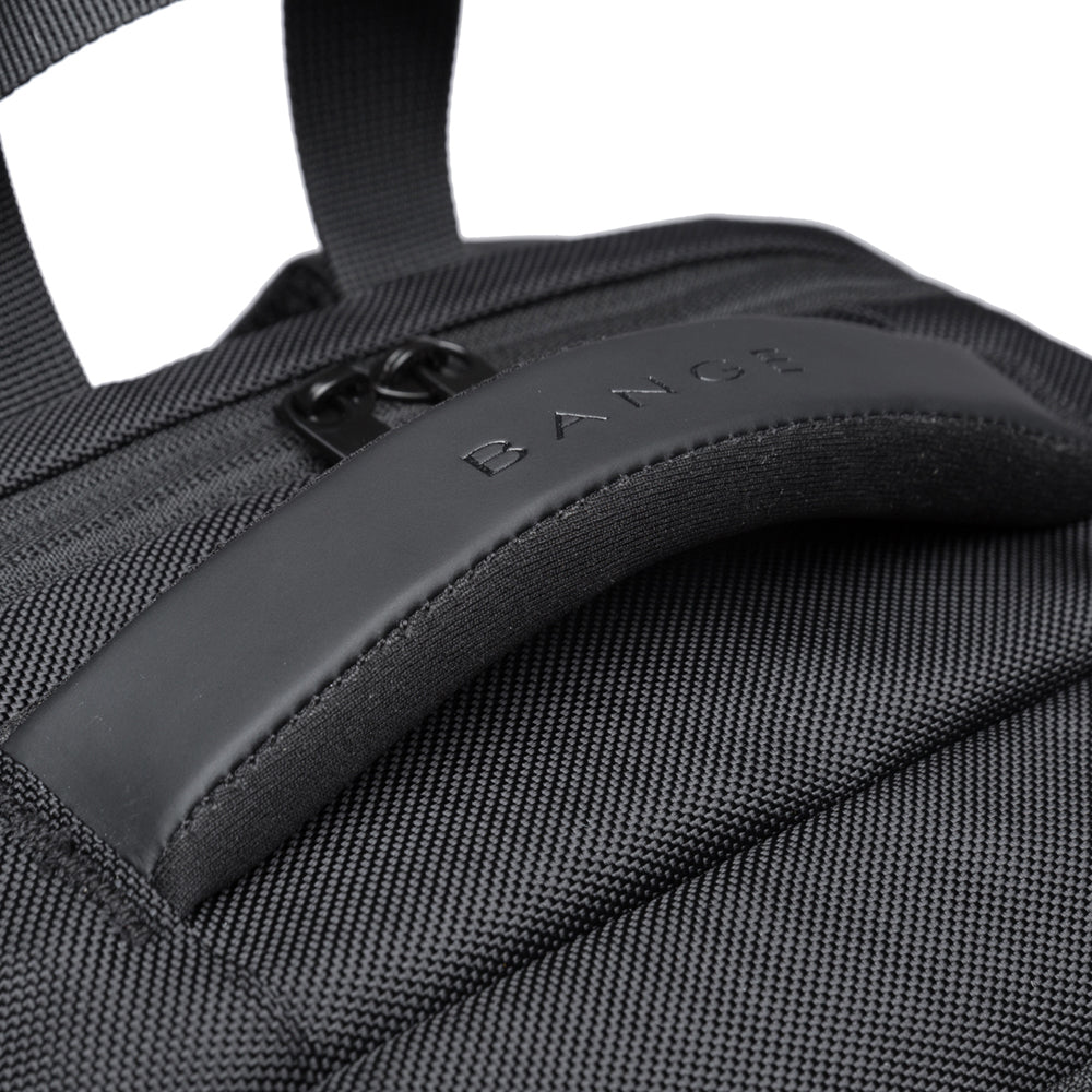 SWISS CUT DESIGN BACKPACK - BLACK - 26L