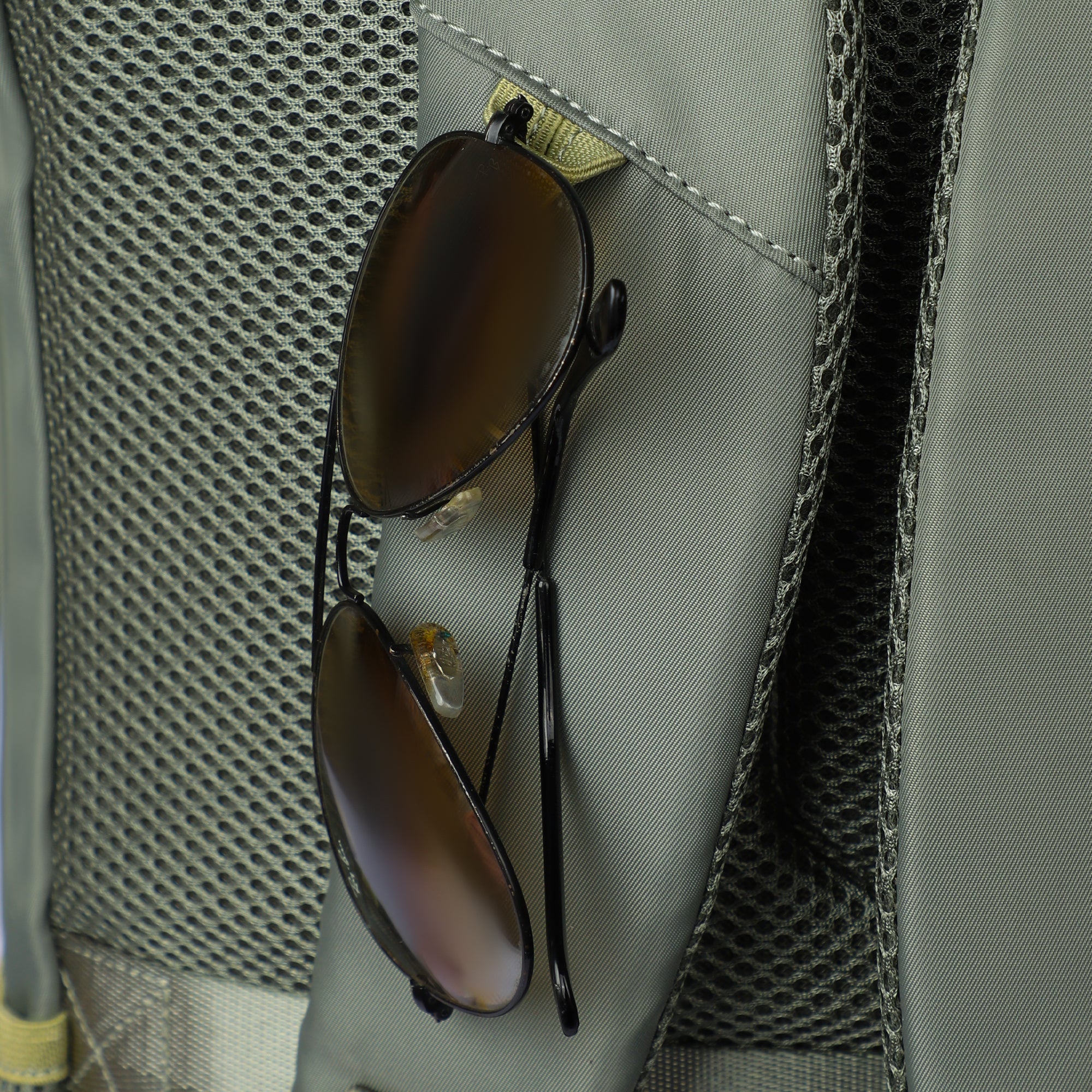 SWISS PACK BACKPACK PASTEL OLIVE - 26L