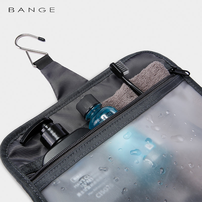 HANGING TOILETRY BAG - BLACK