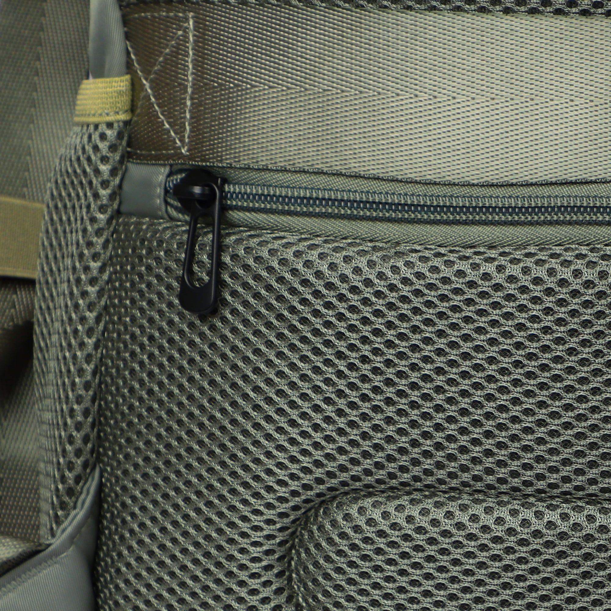 SWISS PACK BACKPACK PASTEL OLIVE - 26L