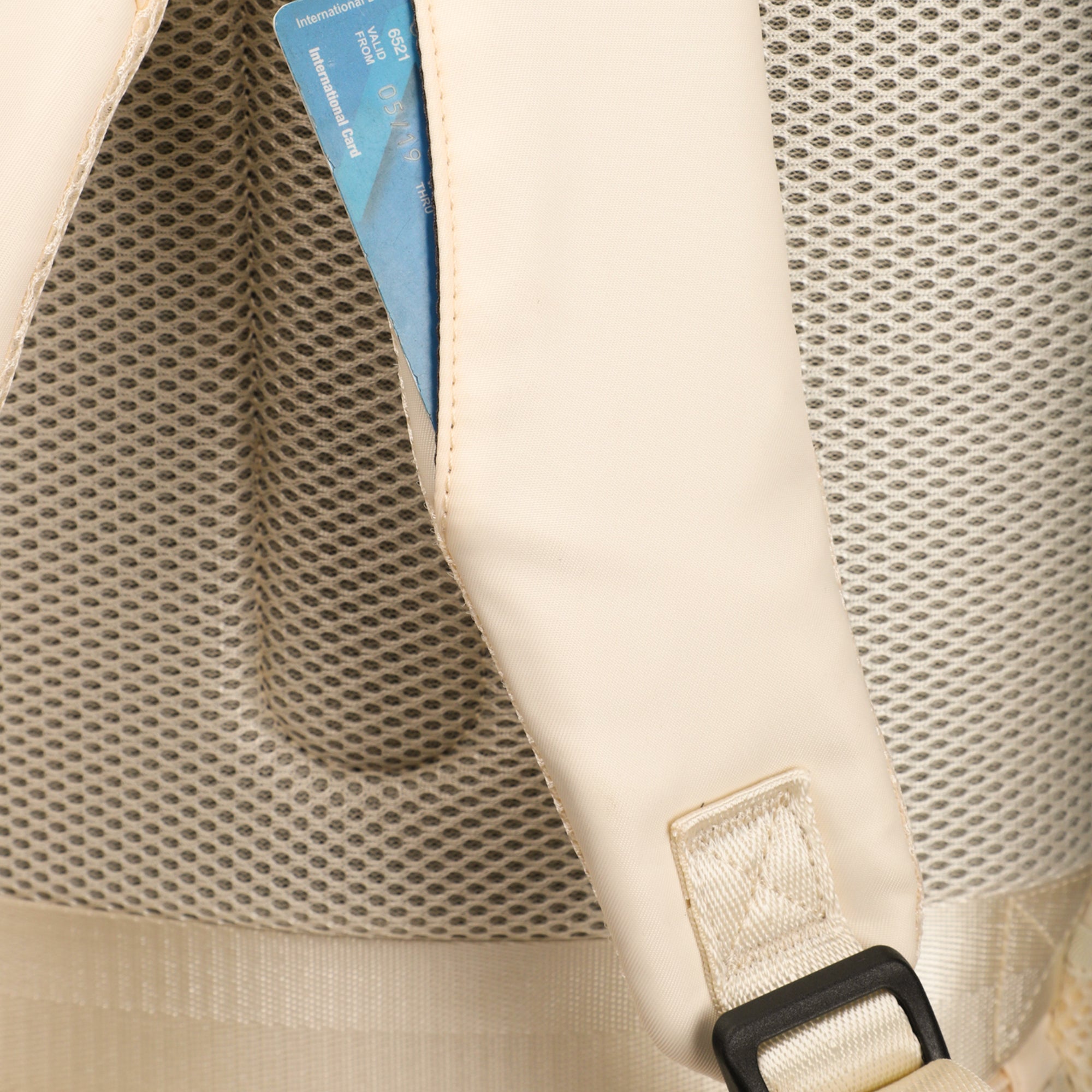 SWISS PACK BACKPACK DESERT SAND - 26L