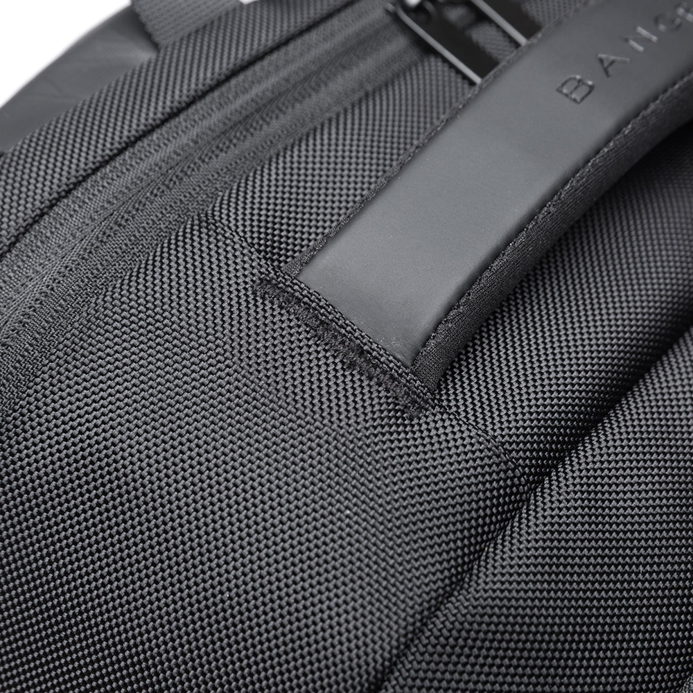 SWISS CUT DESIGN BACKPACK - BLACK - 26L