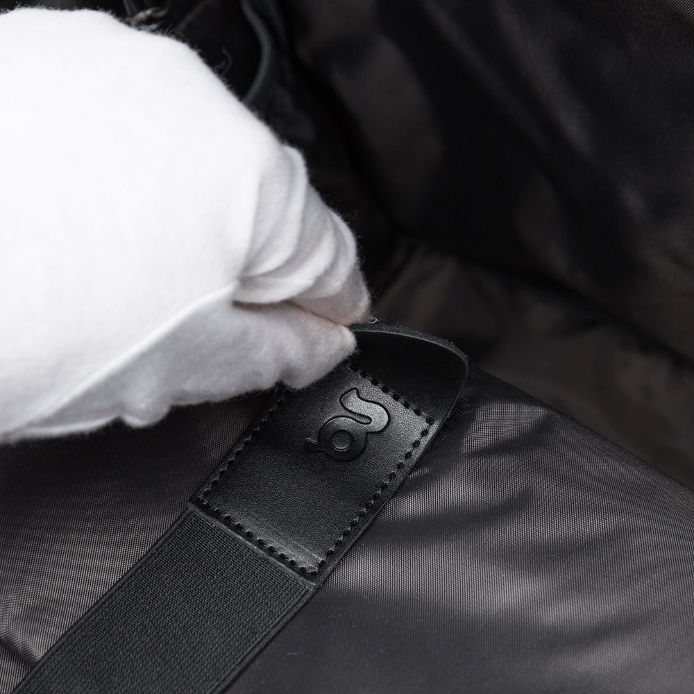 SWISS CUT DESIGN BACKPACK - BLACK - 26L