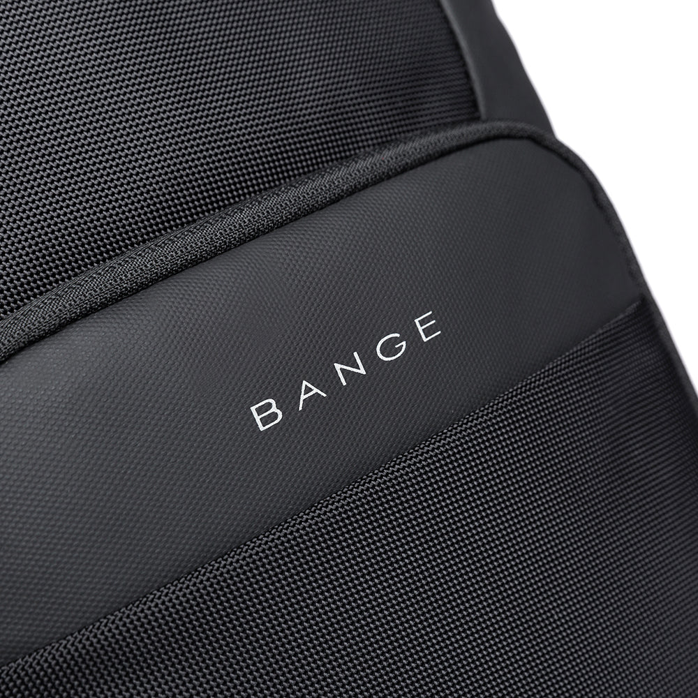 SWISS CUT DESIGN BACKPACK - BLACK - 26L