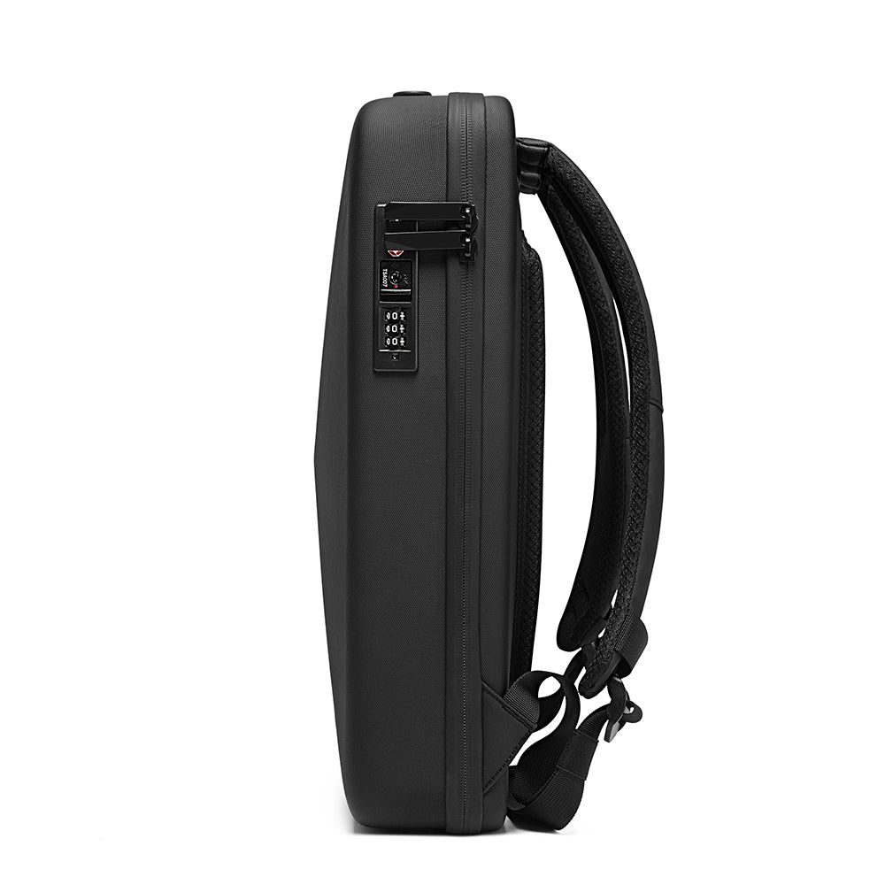 HARDSHELL BACKPACK - BLACK - 21L