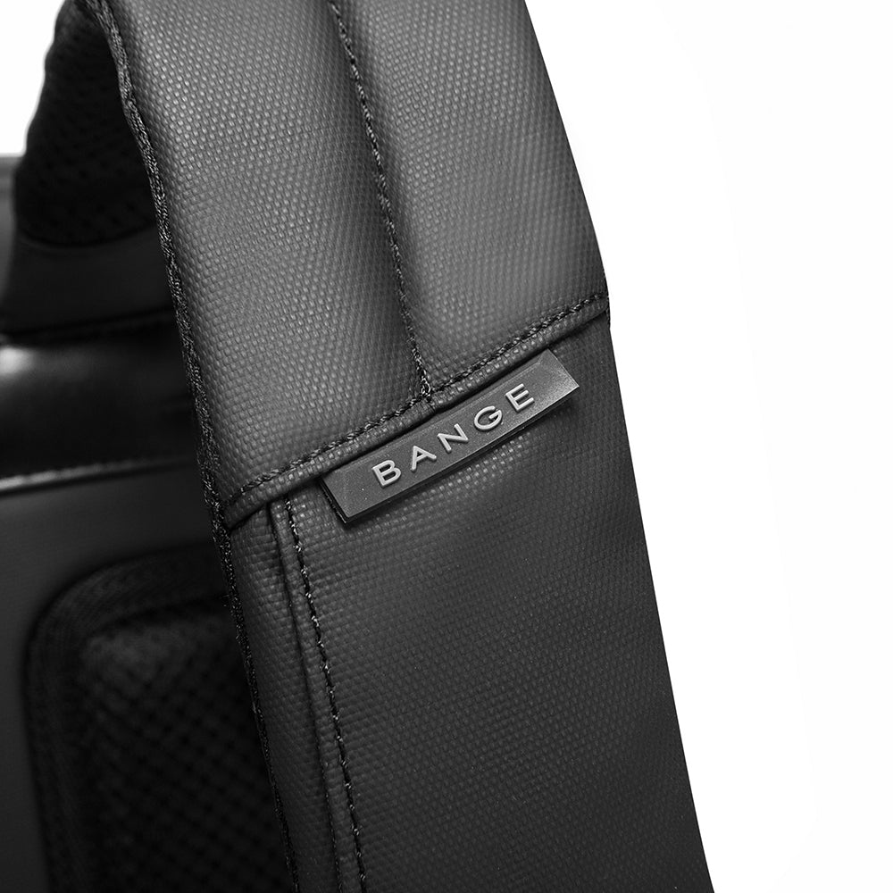 HARDSHELL BACKPACK - BLACK - 21L