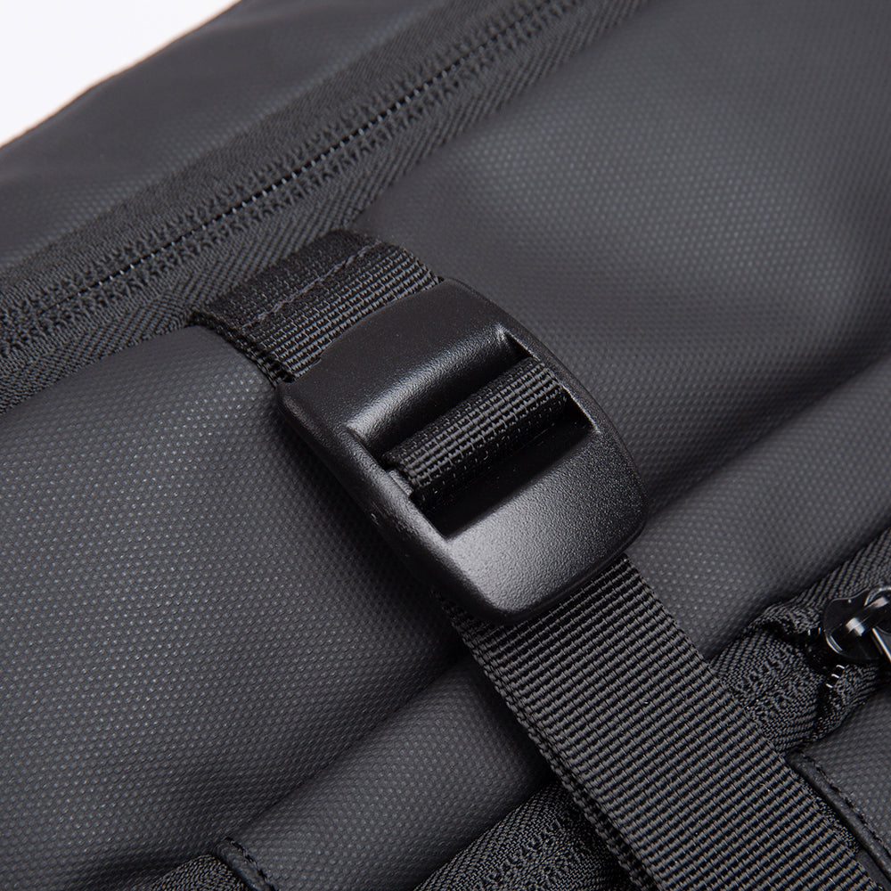 TITAN ULTRAFIT TRAVEL BACKPACK - BLACK - 35L