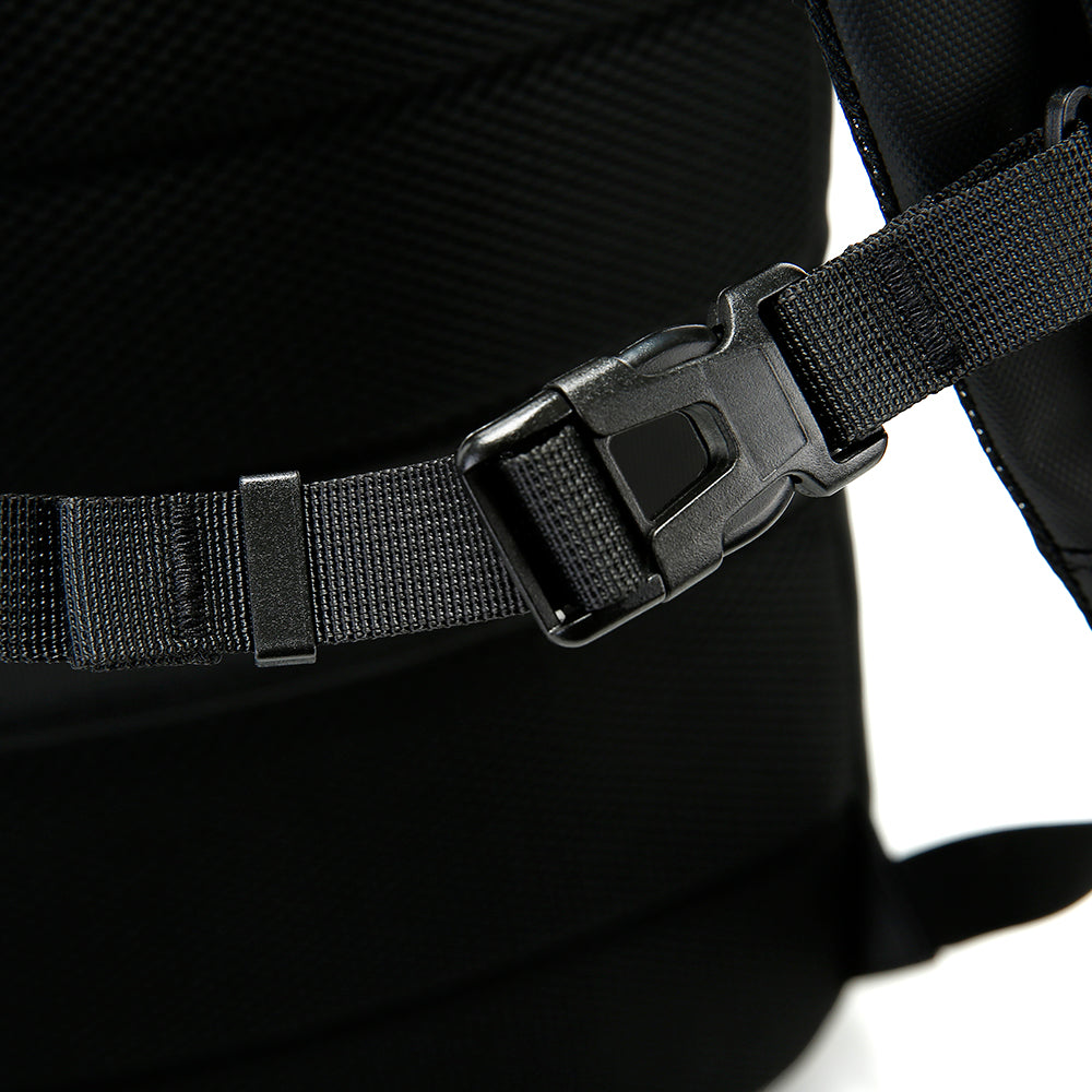 METROGUARD BACKPACK - BLACK - 27L