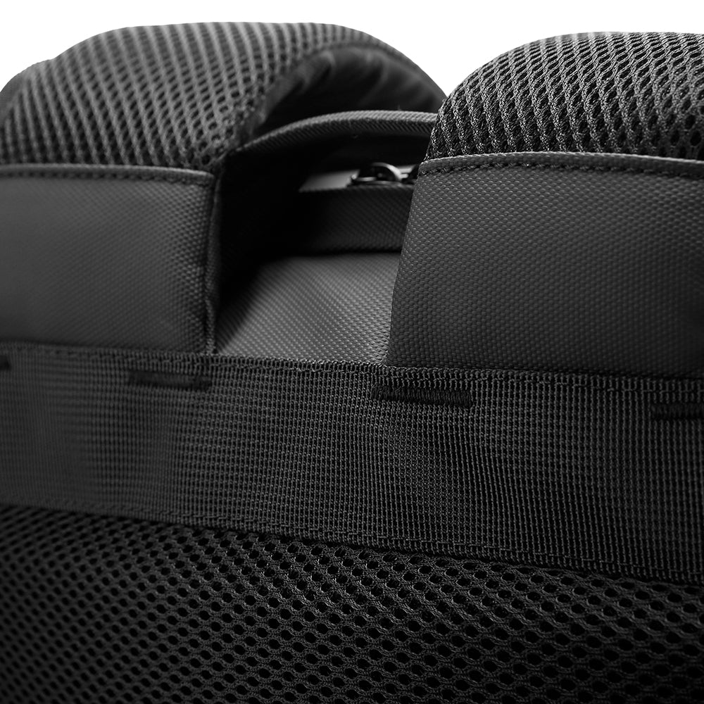METROGUARD BACKPACK - BLACK - 27L