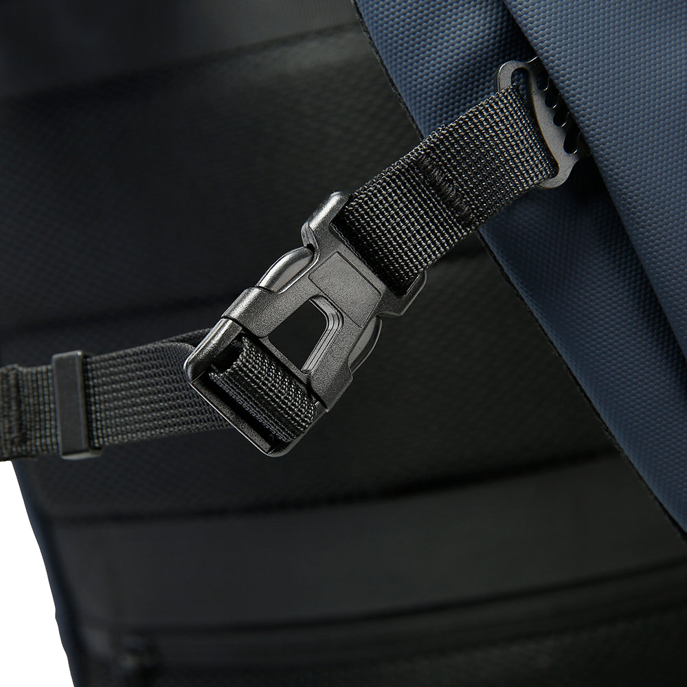 VENTURE BACKPACK - BLUE - 30L