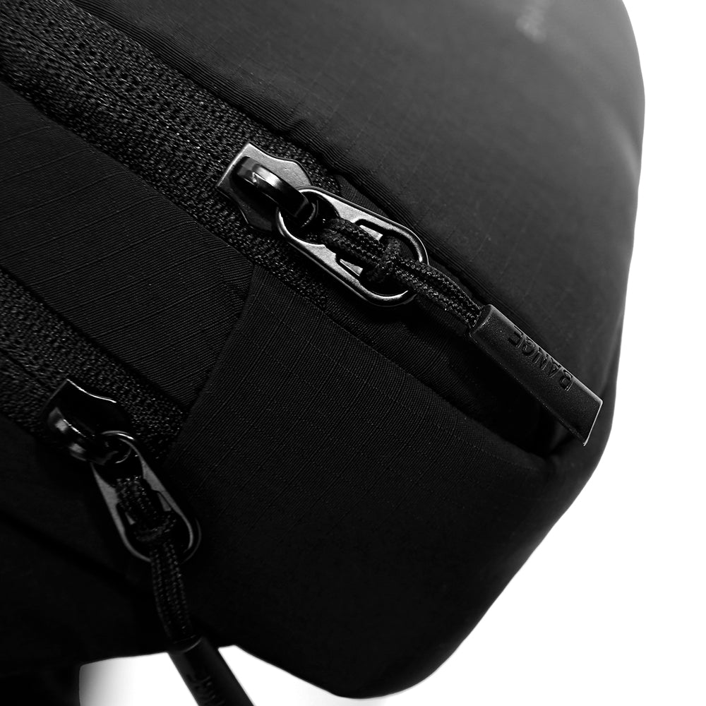 URBAN GO SLING BAG - BLACK