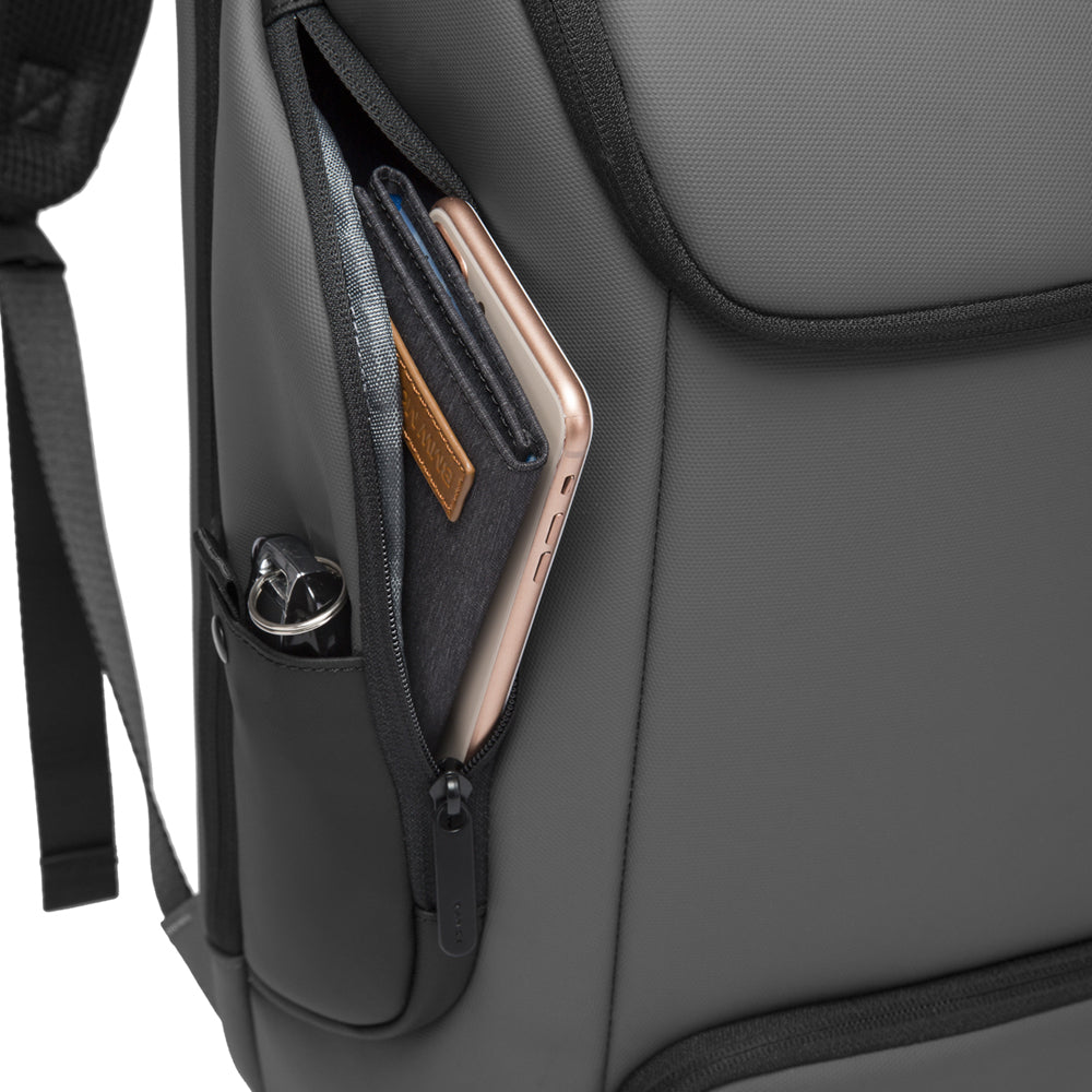 PANTHER BACKPACK - BLACK - 21L