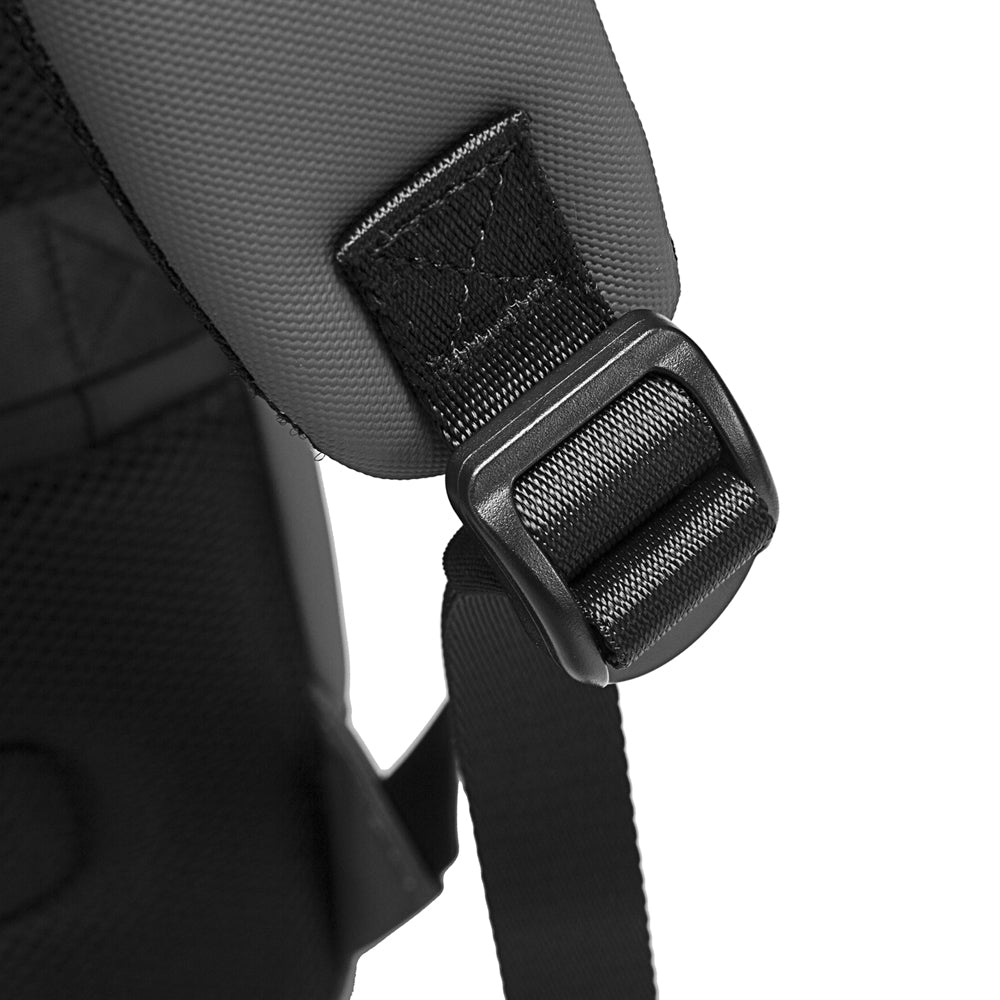 PANTHER BACKPACK - BLACK - 21L