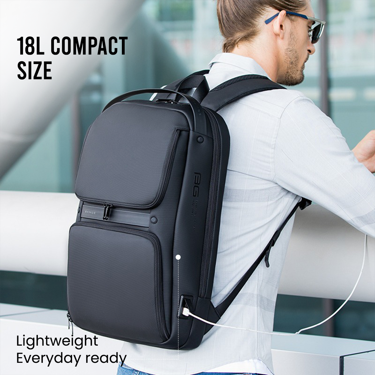 SMASHER BACKPACK - BLACK - 18L