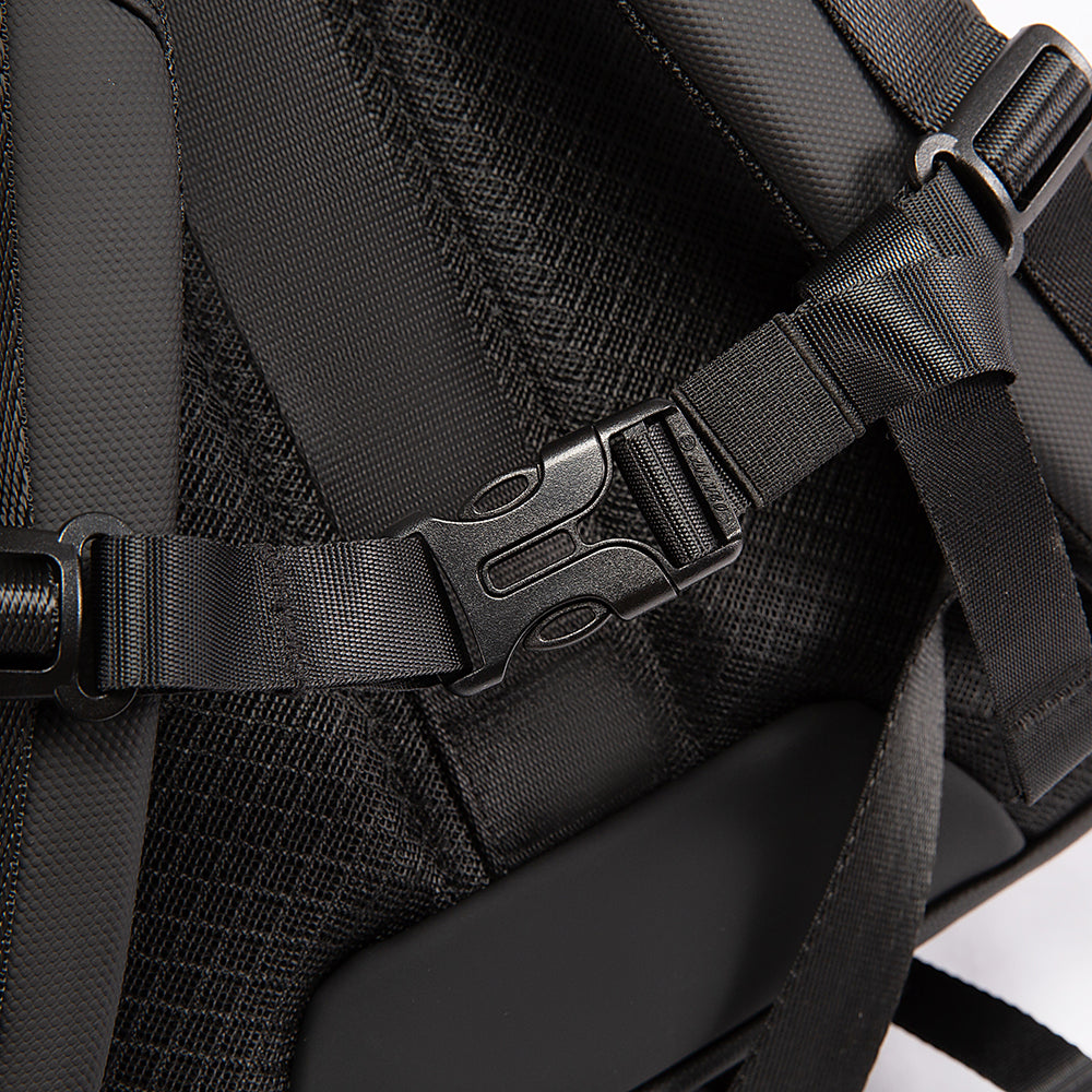 Nightmask Camera Backpack 21L