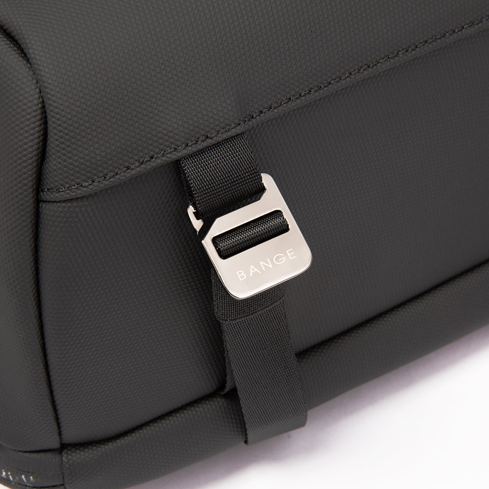 Nightmask Camera Backpack 21L