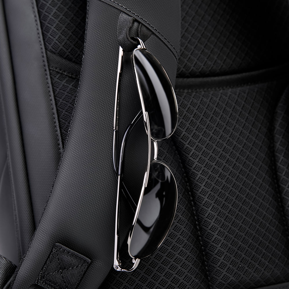 CAPTAIN BUSINESS BACKPACK - BLACK - 30L