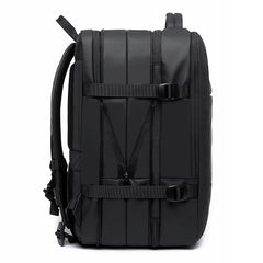 Titan Ultrafit Travel Backpack - 35L Black