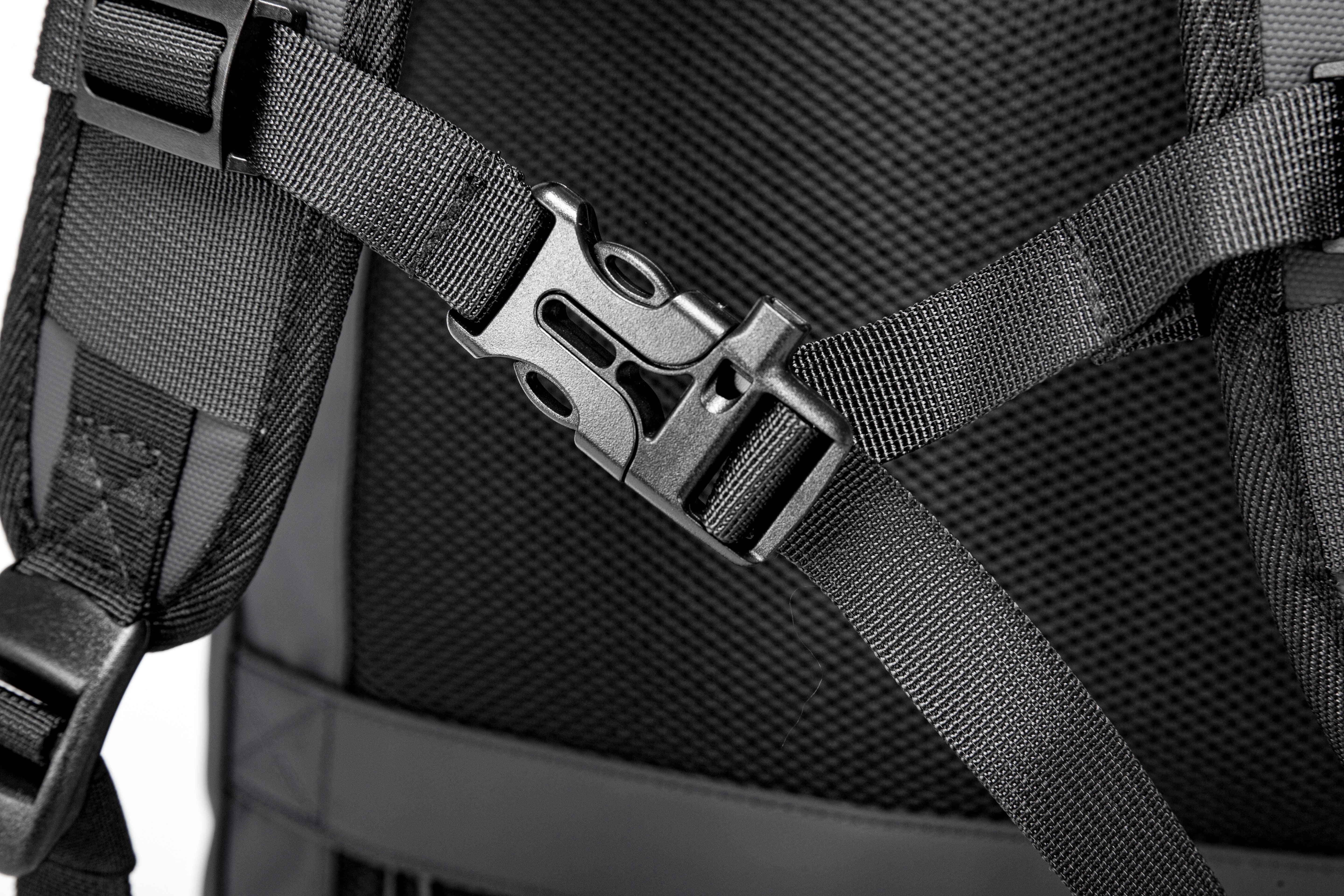 TITAN ULTRAFIT TRAVEL BACKPACK 45L - GREY