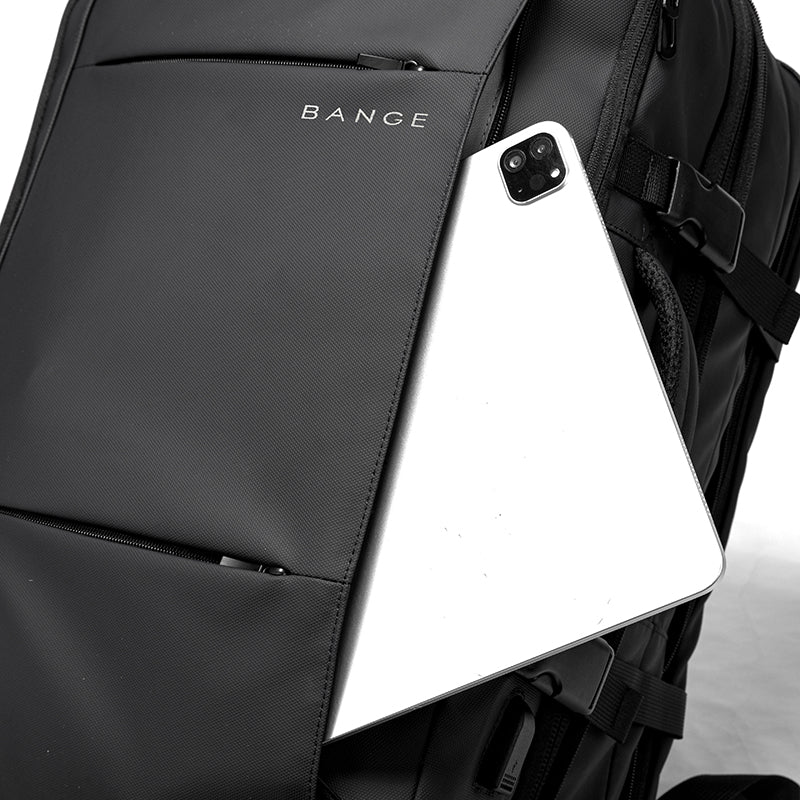 TITAN ULTRAFIT TRAVEL BACKPACK 45L - BLACK